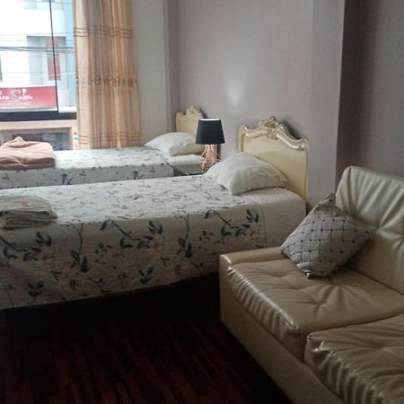 Strenua - Las Quintanas Hostel Trujillo Bagian luar foto