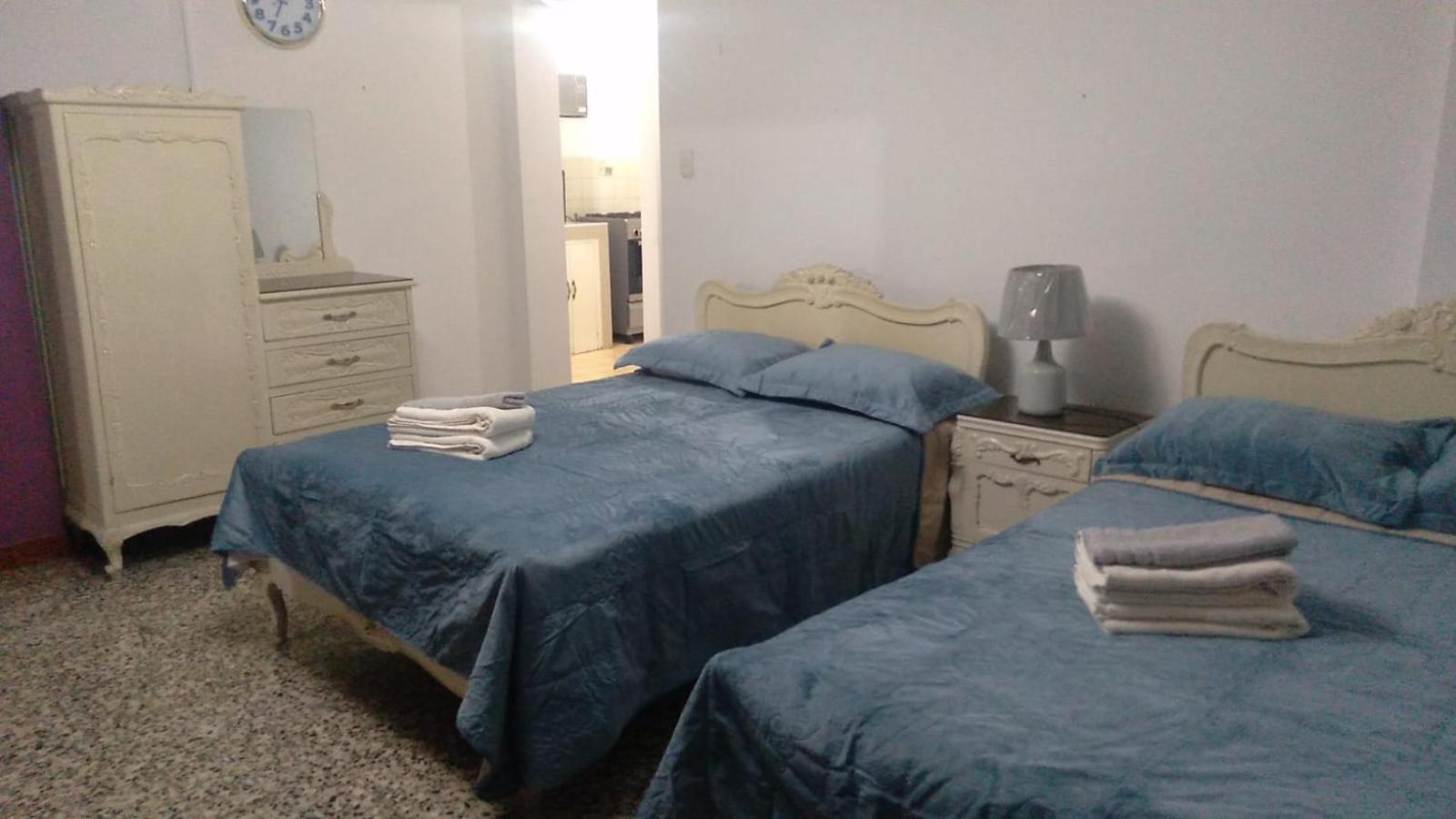 Strenua - Las Quintanas Hostel Trujillo Bagian luar foto