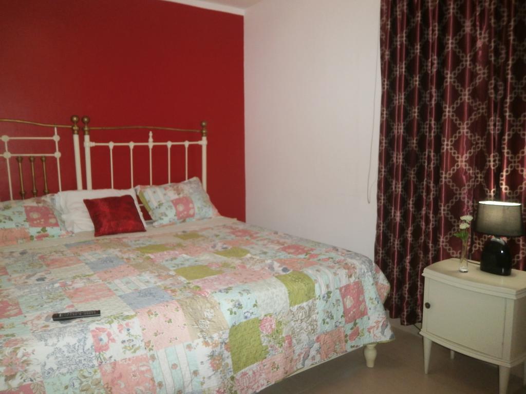 Strenua - Las Quintanas Hostel Trujillo Bagian luar foto
